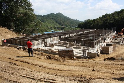In 2019, Jung-dae Lee built a 2-storey sow facility. - Photo: Robert Hoste In 2019, Jung-dae Lee built a 2-storey sow facility. - Photo: Robert Hoste