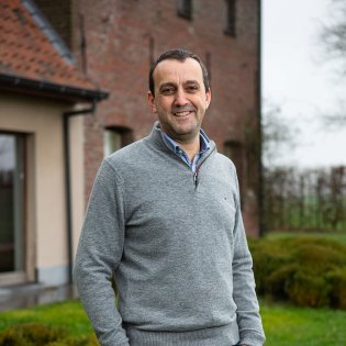 “Contrary to veterinarians, we do not look at individual animals, but rather we consider things at farm or population levels,” says Prof Dewulf. Photo: Peter Roek “Contrary to veterinarians, we do not look at individual animals, but rather we consider things at farm or population levels,” says Prof Dewulf. Photo: Peter Roek