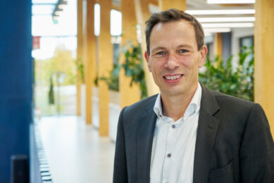 Richard Maatman (born 1969) has been CEO of Hendrix Genetics since April 2023. He grew up on a layer farm and hatchery and studied animal science at Wageningen University & Research, the Netherlands, specialising in genetics. He started working in 1993 as a geneticist/breeder for layers at Euribrid and continued to pursue a career in broiler breeding. After having also worked in animal nutrition for several years, he returned to breeding in 2022, as deputy CEO of Hendrix Genetics. Photos: Van Assendelft Fotografie